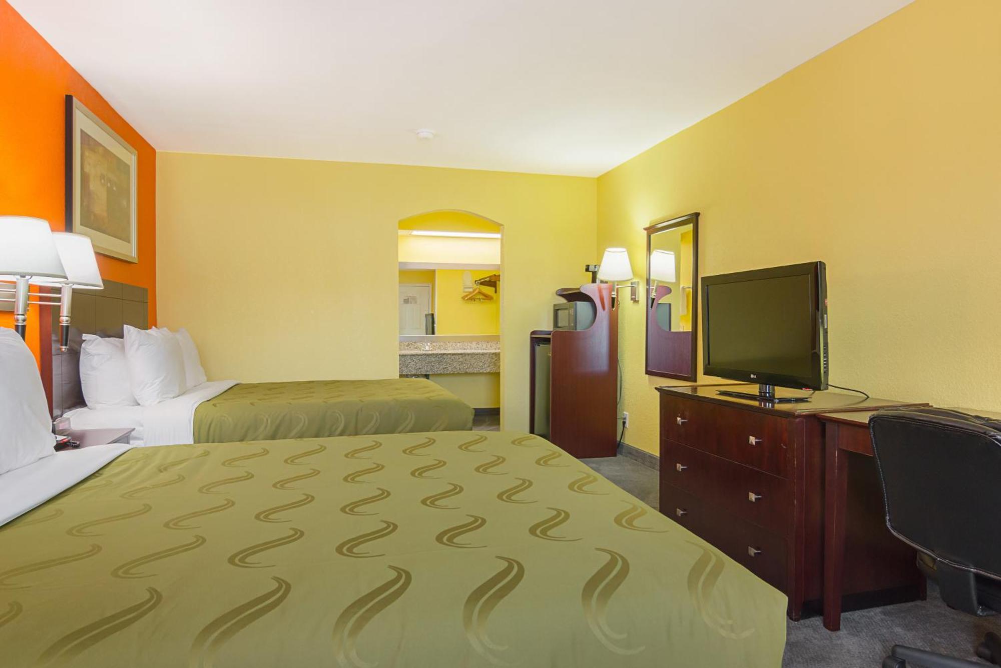 Quality Inn Carthage Екстер'єр фото