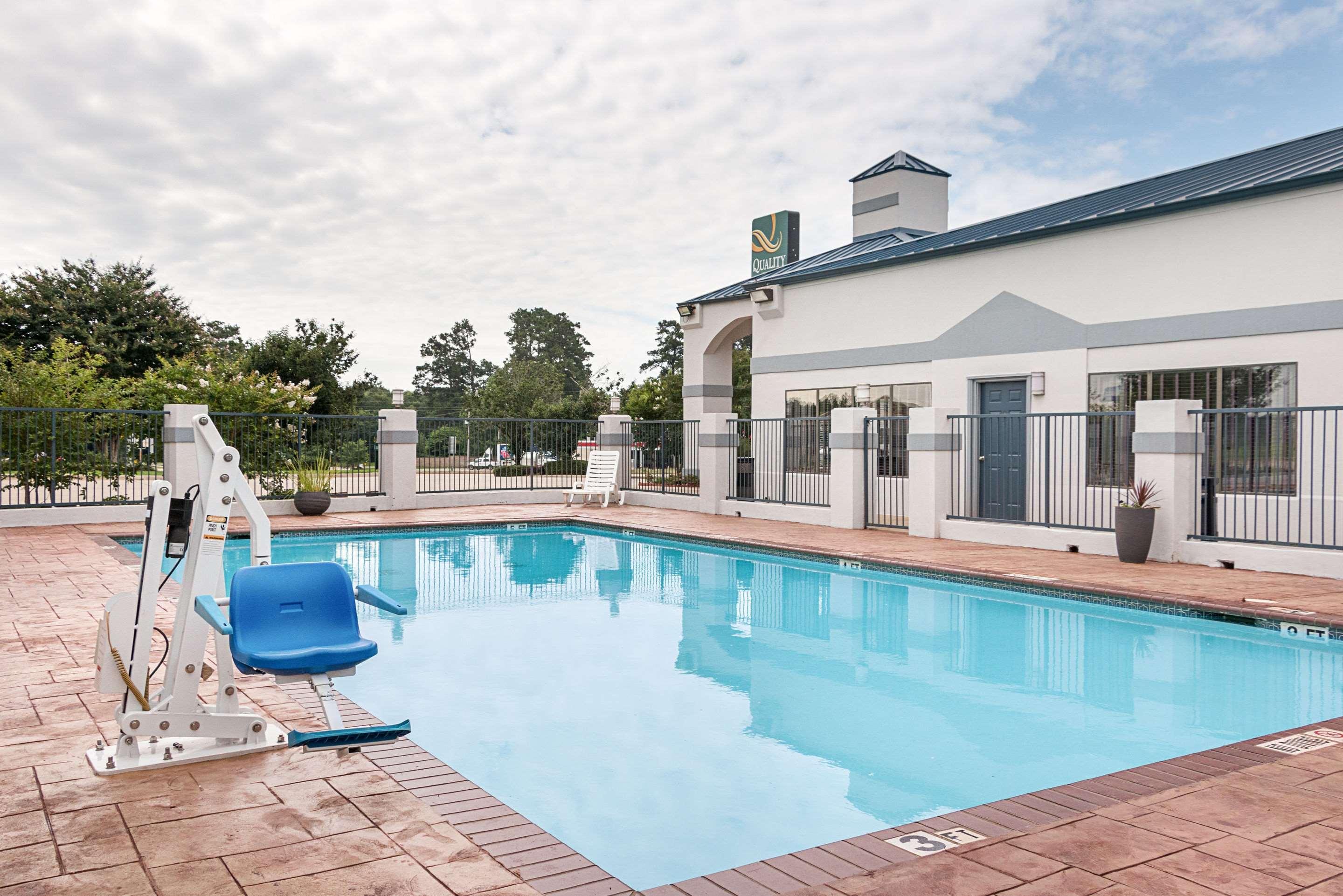 Quality Inn Carthage Екстер'єр фото