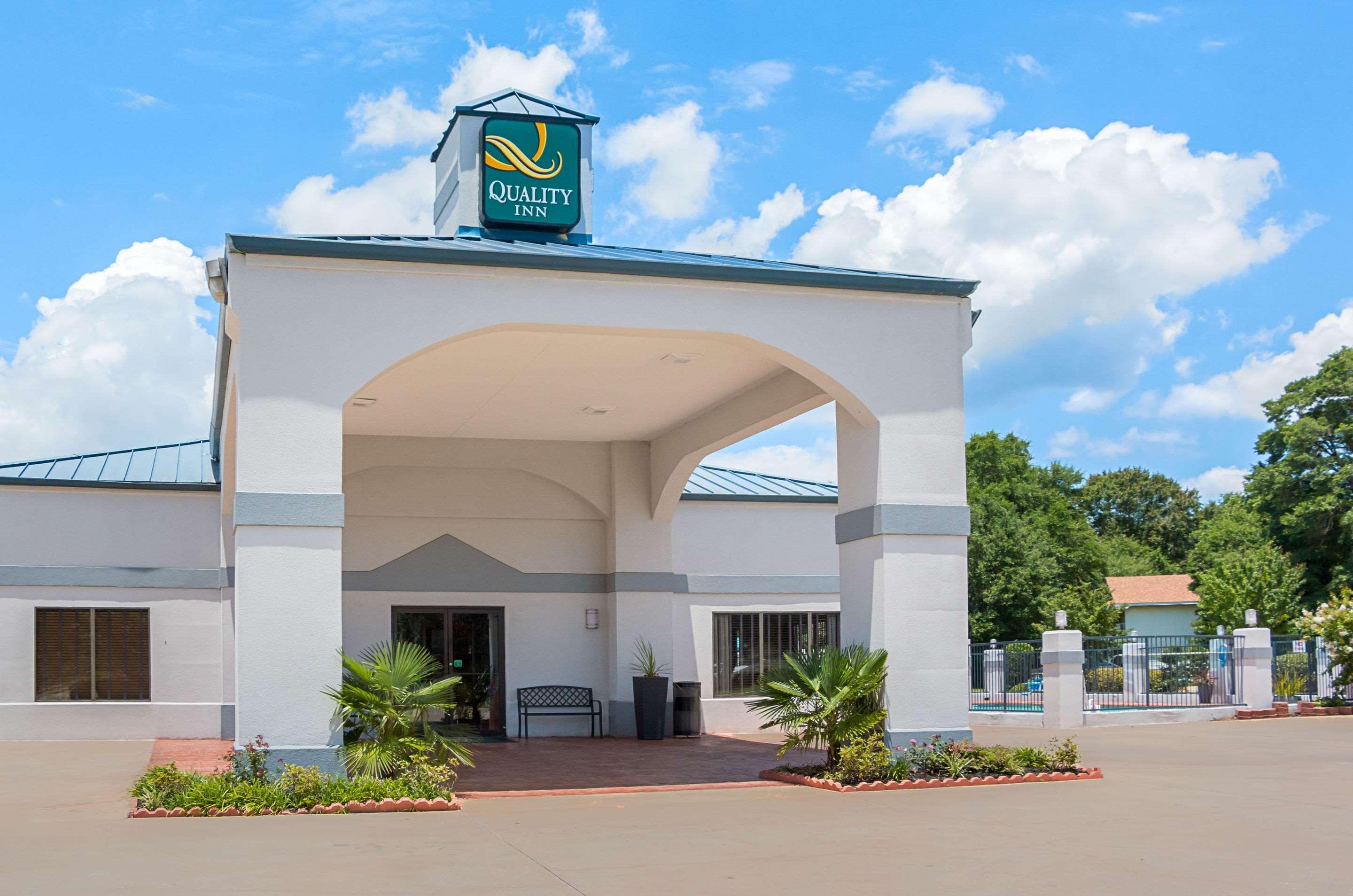 Quality Inn Carthage Екстер'єр фото